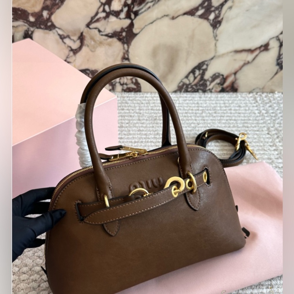 🎀 Miu Miu Aventure Vintage Leather Buckle Bag New